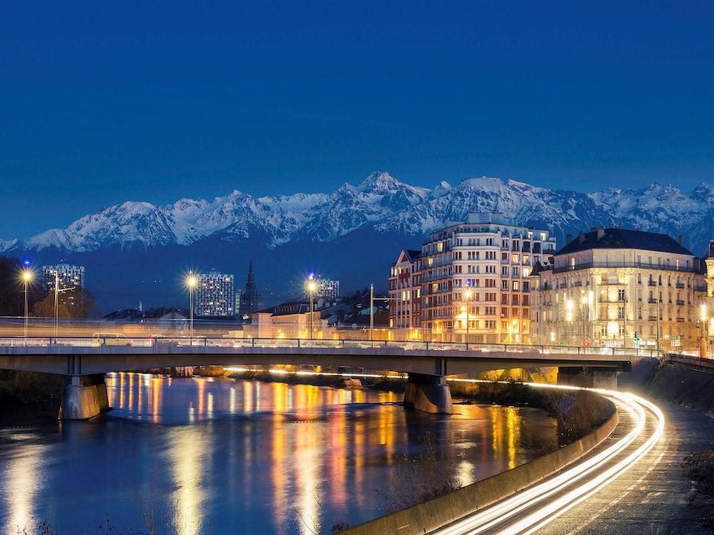 Ibis Grenoble Gare Hotel Exterior photo